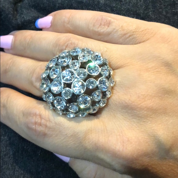 Ring - Picture 2 of 5